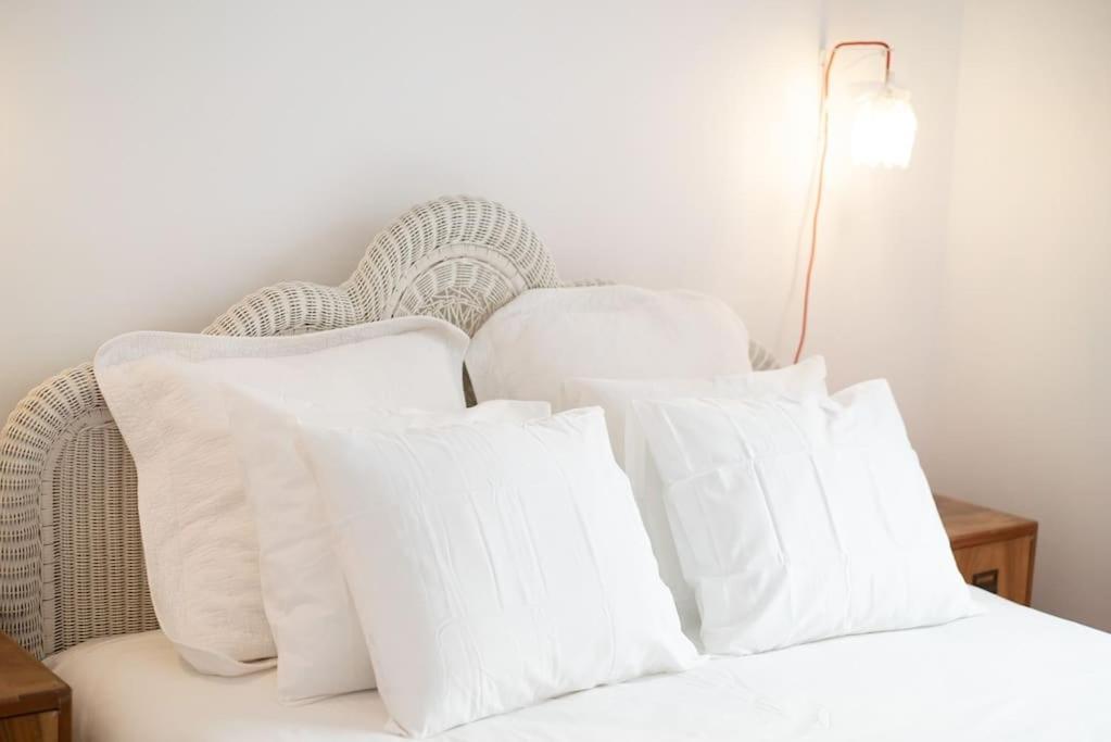 Stunning Designer 2 Bed In Glorious Gracia Appartement *